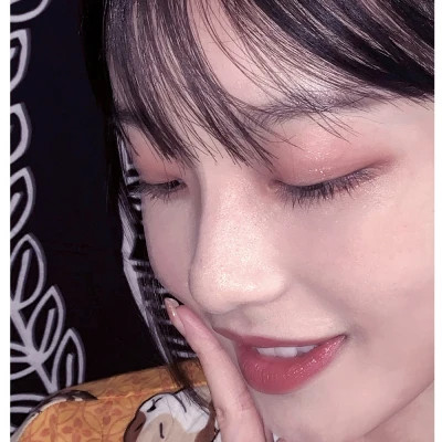 纯欲女头ins高级质感女生头像真人