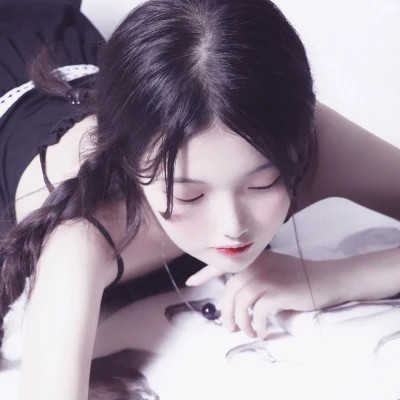 纯欲女头ins高级质感女生头像真人