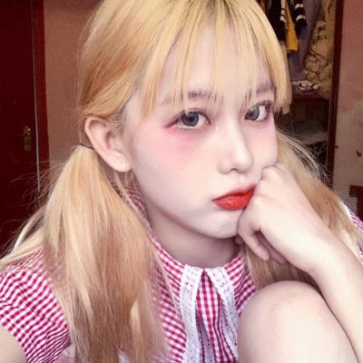 纯欲女头ins高级质感女生头像真人