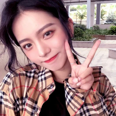 纯欲风最新干净超耐看的女生头像