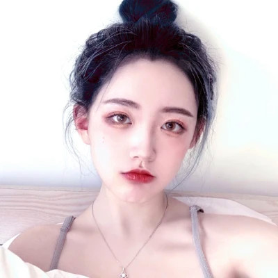 纯欲风最新干净超耐看的女生头像
