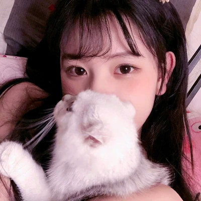 纯欲风最新干净超耐看的女生头像
