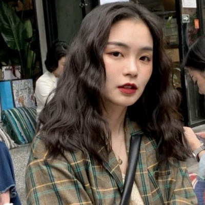 纯欲风最新干净超耐看的女生头像