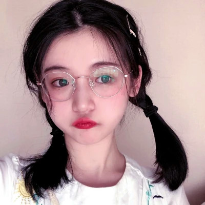 纯欲风最新干净超耐看的女生头像