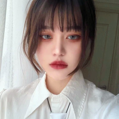 纯欲风最新干净超耐看的女生头像