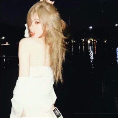 超好看ins风女生头像