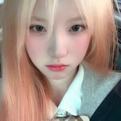 超好看ins风女生头像