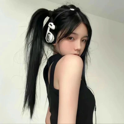 超好看ins风女生头像