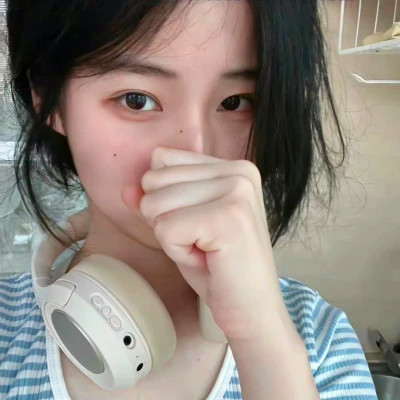 超好看ins风女生头像