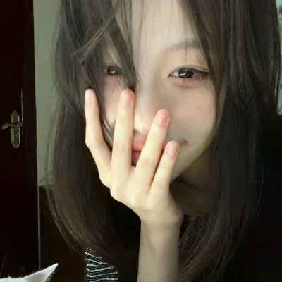 超好看ins风女生头像