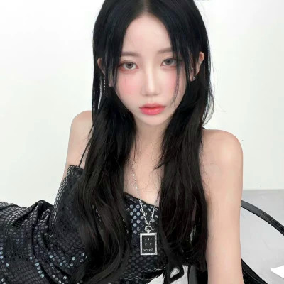超好看ins风女生头像