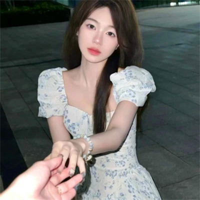 超好看ins风女生头像