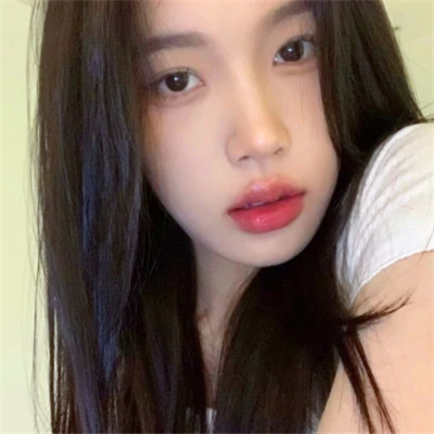 超好看ins风女生头像