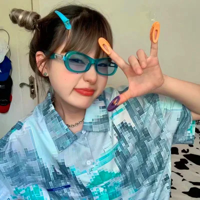 超好看ins风女生头像