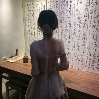 超好看ins风女生头像