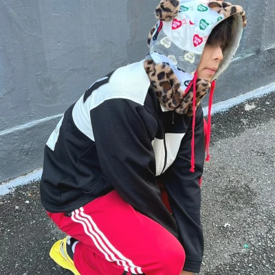 2025超酷个性男生微信头像