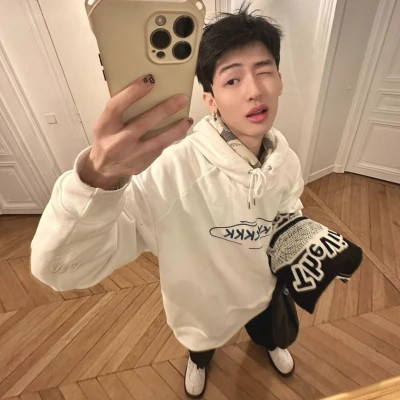 2025年图片头像男生真人