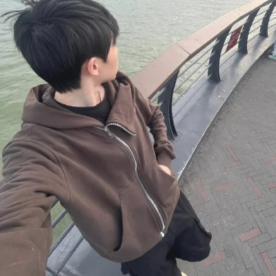 2025年图片头像男生真人