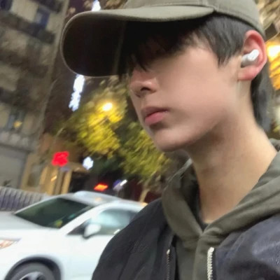 2025年图片头像男生真人