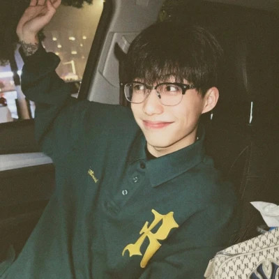 男生抖音头像2025帅气真人