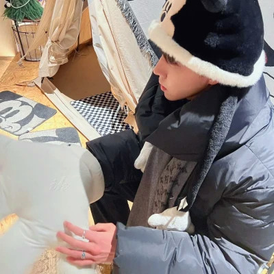 2025帅气超酷的少年感男生头像
