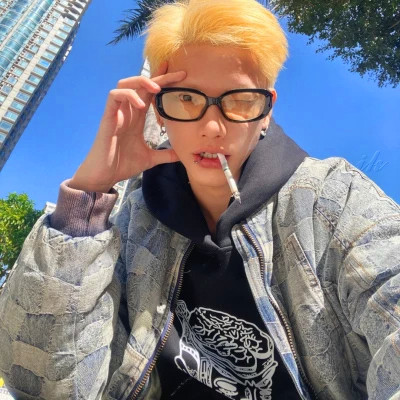 2025帅气超酷的少年感男生头像