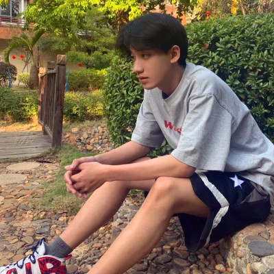 2025帅气超酷的少年感男生头像