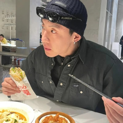2025最新高清高质量小众男头