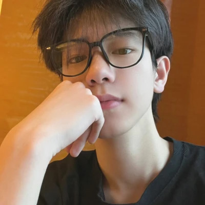 头像男图片2025新款又酷又飒