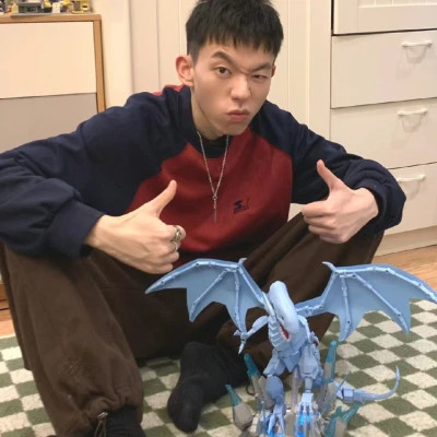 头像男图片2025新款又酷又飒