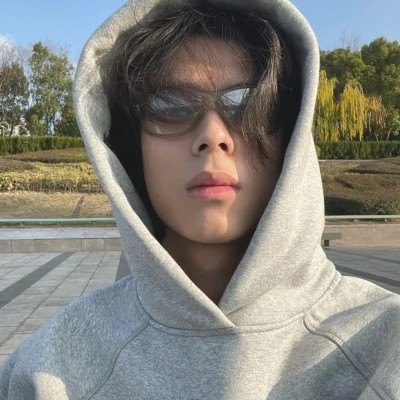 2025头像大全好看男生