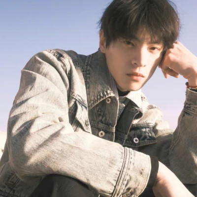 2025头像大全好看男生