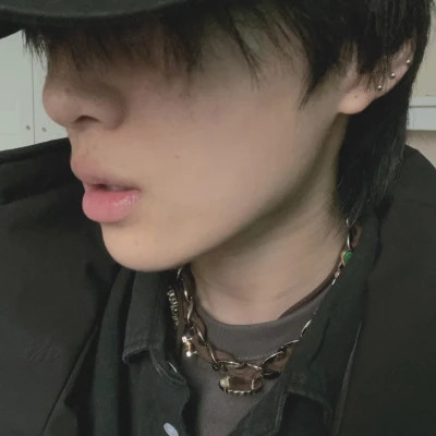 2025头像大全好看男生
