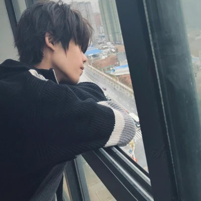 2025头像大全好看男生