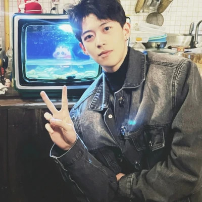 2025最新最好最潮男生头像
