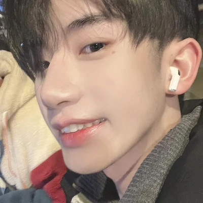 2025最新最好最潮男生头像