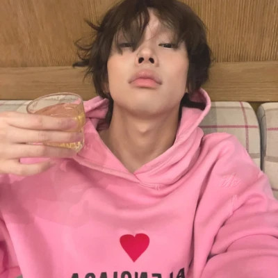 2025最新最好最潮男生头像