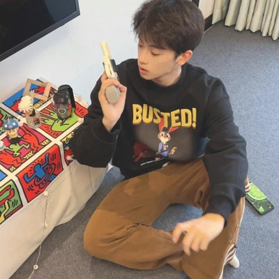 2025年个性头像男生网红图片