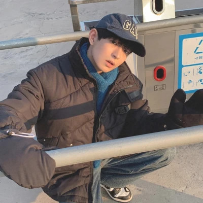 2025年个性头像男生网红图片