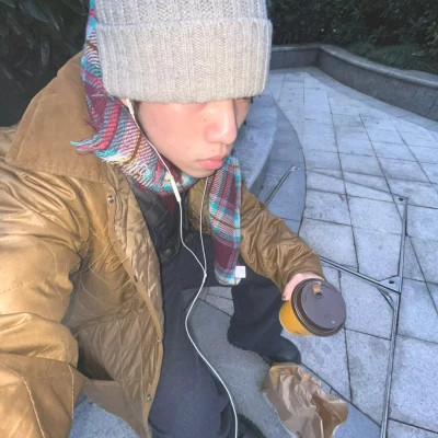 2025年最新版男头像潮流图片