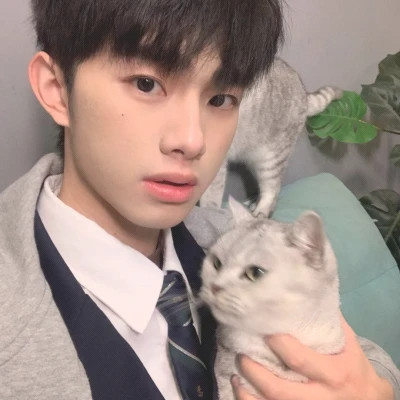 2025年最新版男头像潮流图片