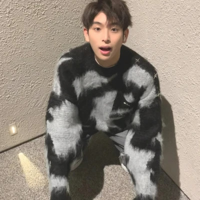 2025高清潮流男生真人头像