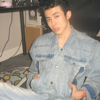 2025最帅的男人头像