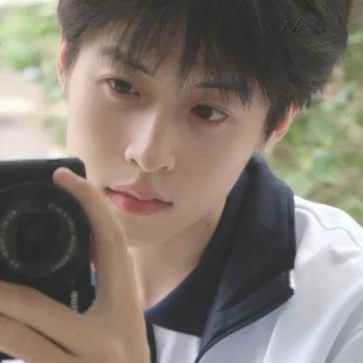 2025最帅的男人头像