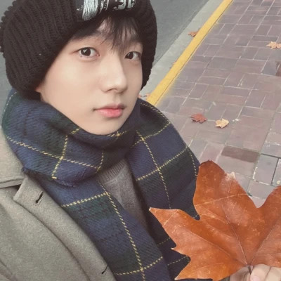 2025最帅的男人头像