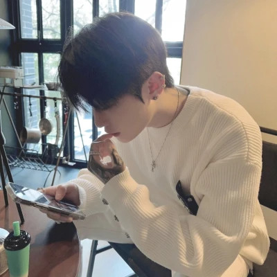 2025最帅的男人头像