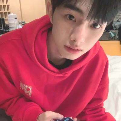 2025最帅的男人头像