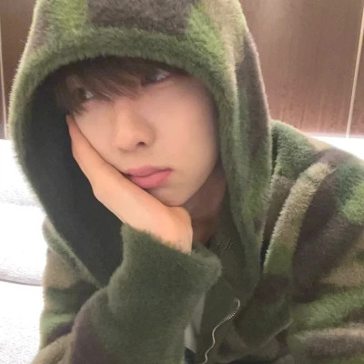 2025最帅的男人头像