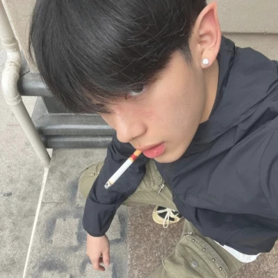 2025图片大全好看头像男生