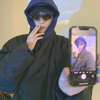 2025图片大全好看头像男生
